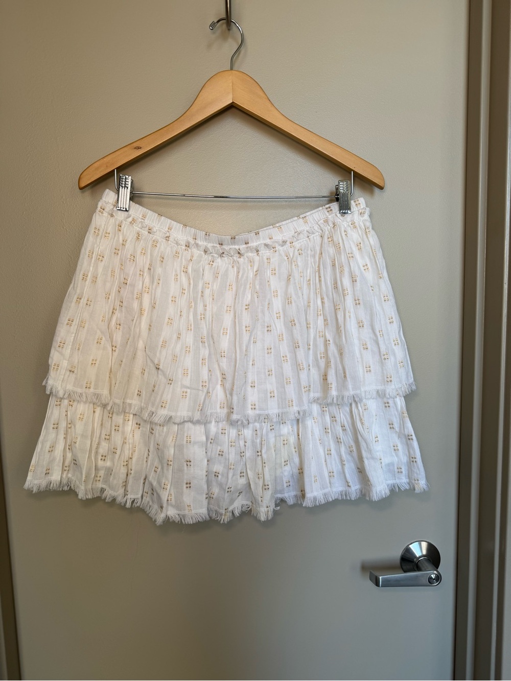 Vineyard Vines Lurex Dobby Flounce Skirt